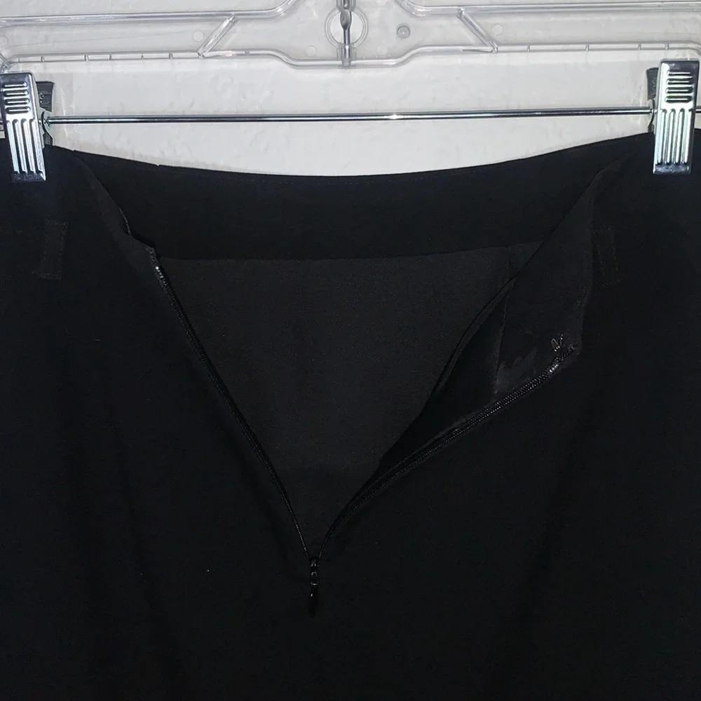 Amanda + Chelsea Black Pencil Skirt Size 4 Workwear Professional Stretch Career